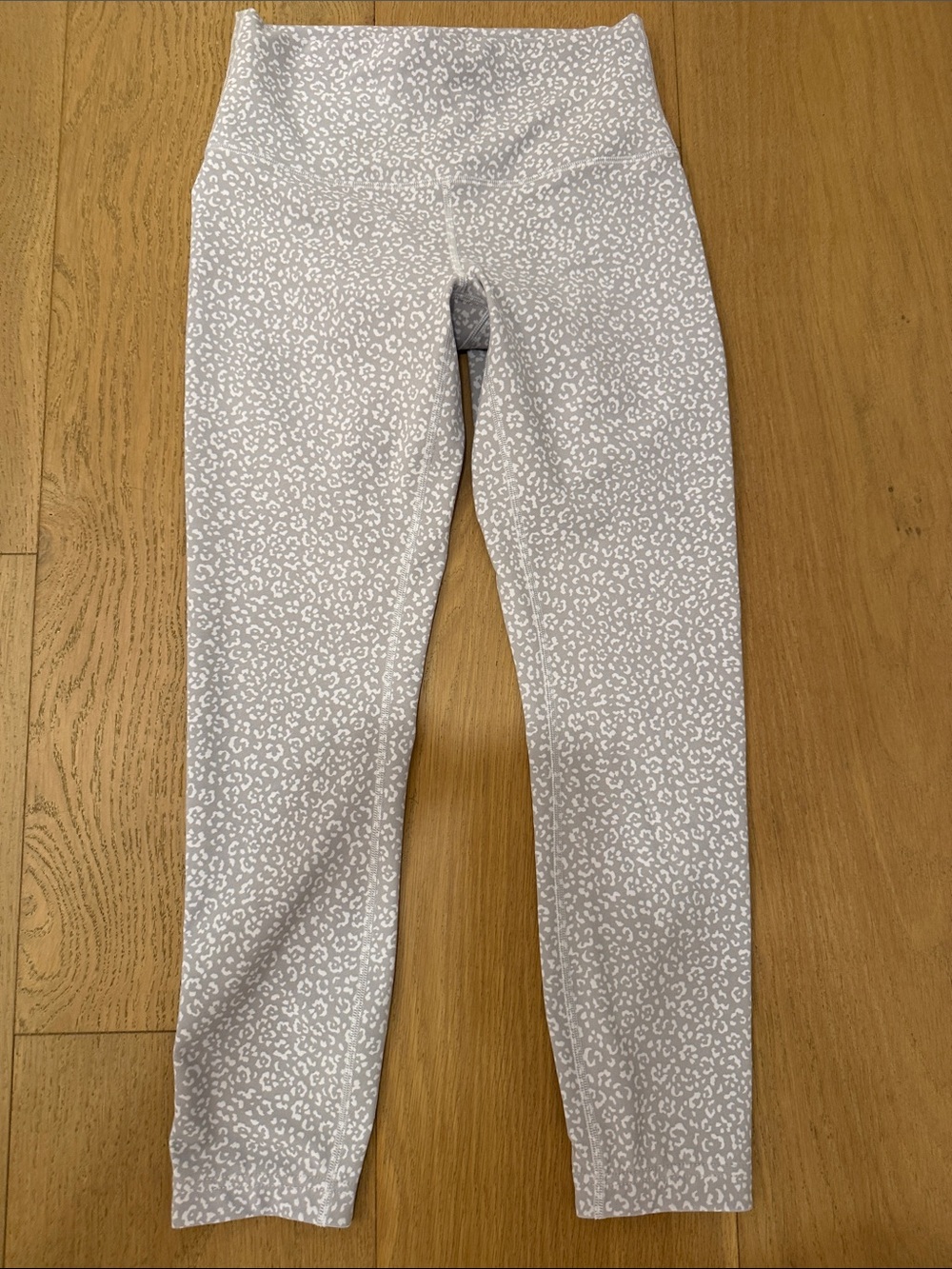 lululemon athletica Wunder Under Train Light Gray Leopard-Print Leggings